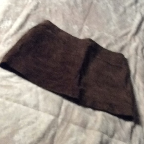 Brown suede skirt - Picture 1 of 3